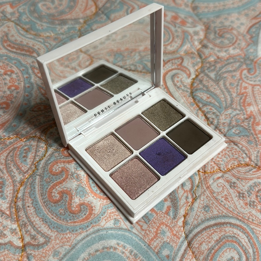 Fenty Beauty Snap Shadows Palette